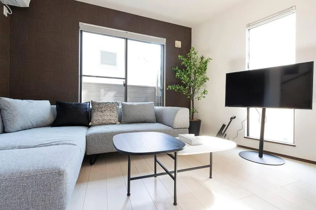 Apartment Family Inn Hikifune Tokyo